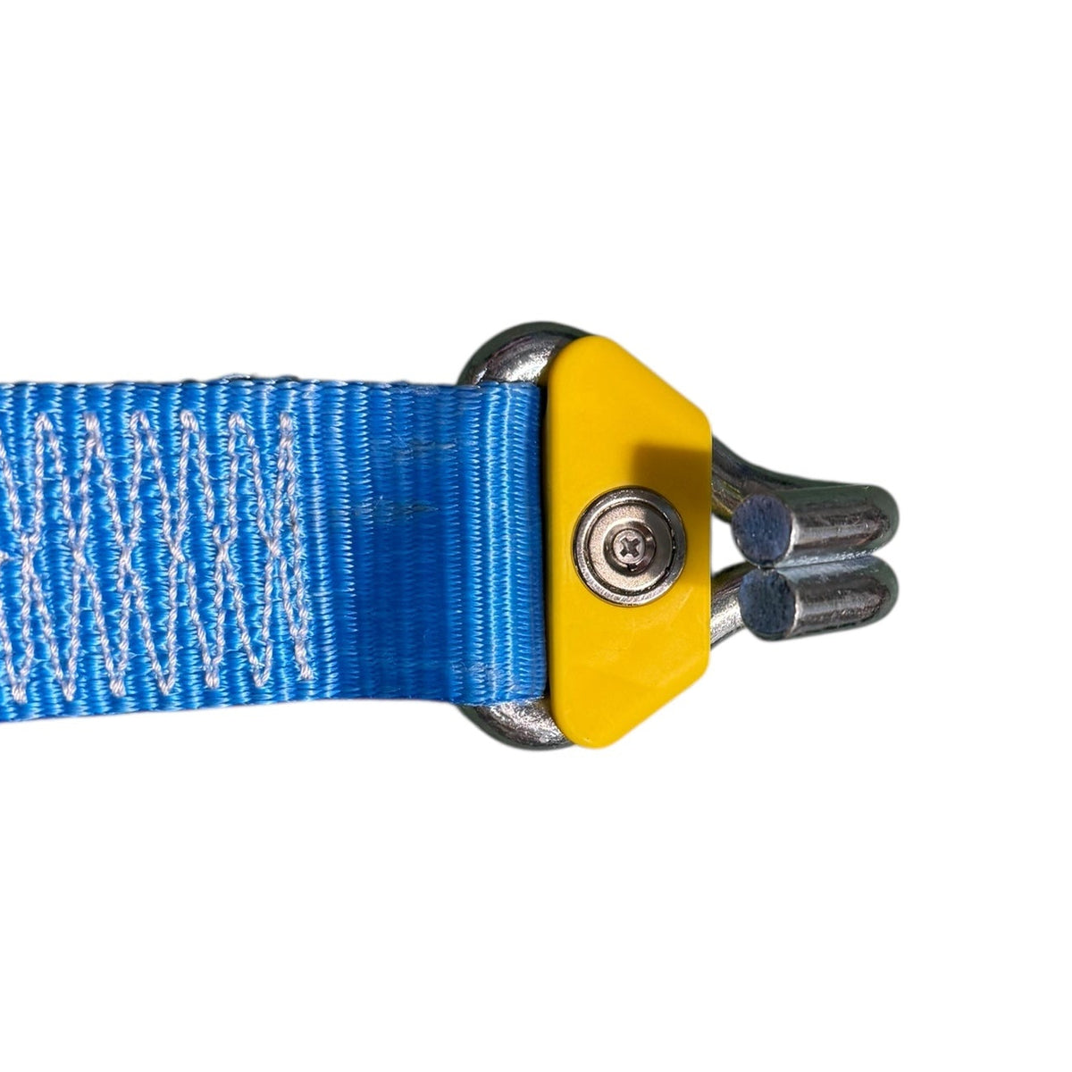 Ratchet Strap Magnetic Application Aid with a 50mm webbing, featuring a zig-zag stitched end and J-hook with a yellow plastic cover for secure lorry loading.